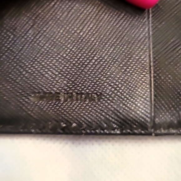 Prada key holder pre loved - Picture 5 of 7